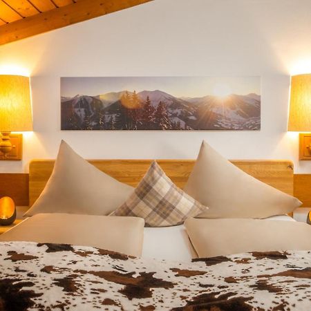 Hotel-Pension Schattberg Saalbach-Hinterglemm Extérieur photo