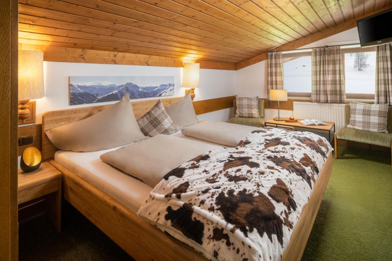 Hotel-Pension Schattberg Saalbach-Hinterglemm Extérieur photo