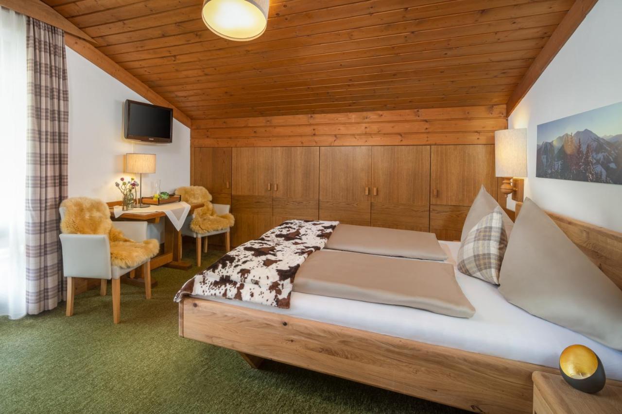 Hotel-Pension Schattberg Saalbach-Hinterglemm Extérieur photo