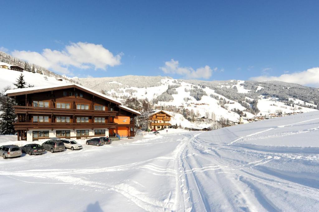 Hotel-Pension Schattberg Saalbach-Hinterglemm Extérieur photo