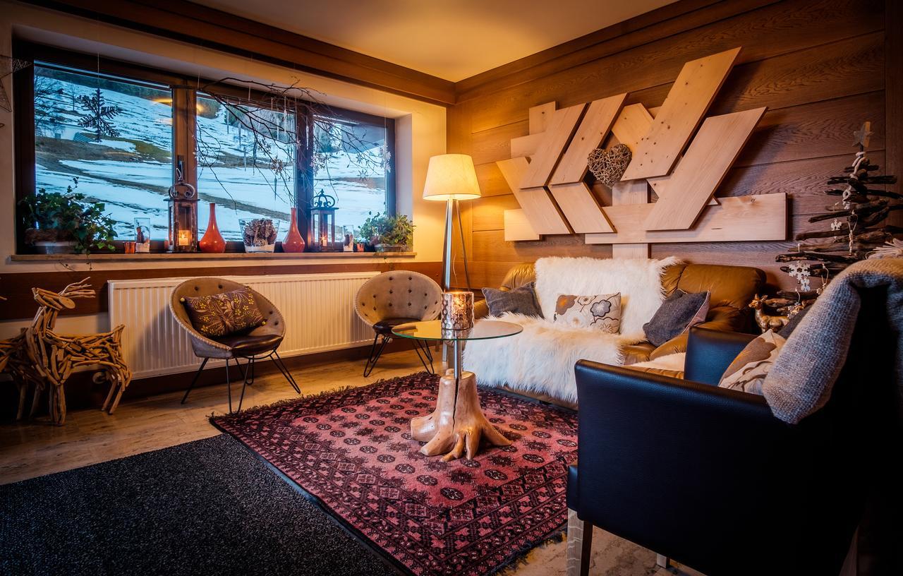 Hotel-Pension Schattberg Saalbach-Hinterglemm Extérieur photo